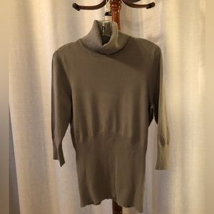 White House Black Market turtleneck sweater S